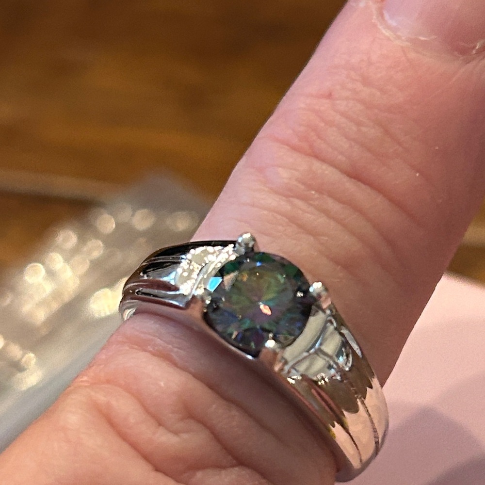 Luxury Moissanite Diamond rainbow blue Ring size‎ 8 Retail $500